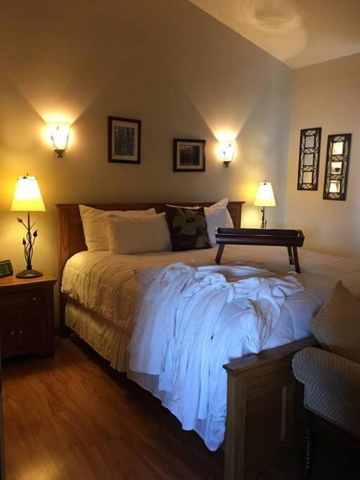 Oceanfront Allyn Apartment Екстер'єр фото